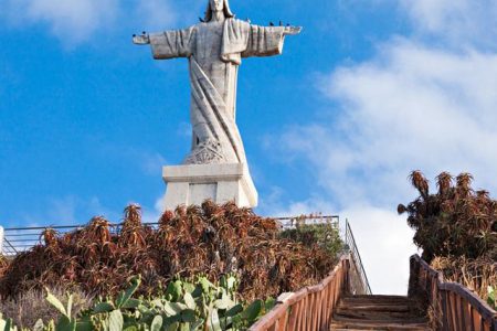 Fly & Drive Madeira – Valley & Coastal Drive – inclusief huurauto