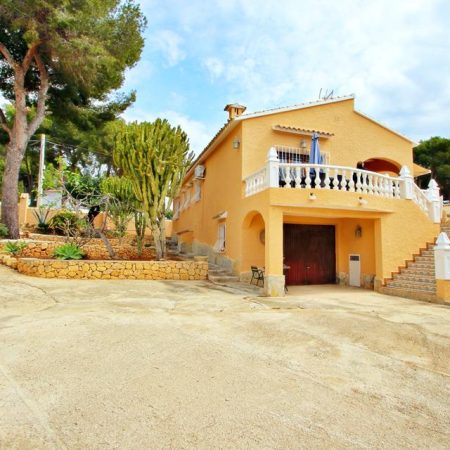 Villa’s Calpe met privézwembad – inclusief huurauto