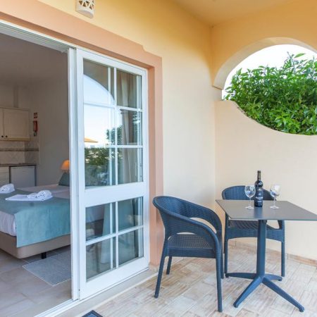 Aparthotel Atalaia Sol – inclusief huurauto