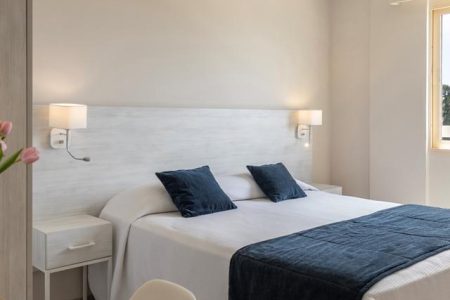 Hotel Louis Paphos Breeze