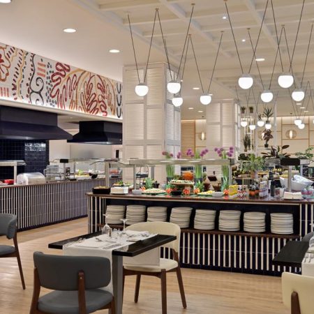 Hotel H10 Estepona Palace – logies & ontbijt