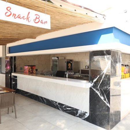 Hotel Eos Beach Resort