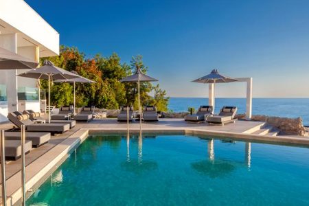 Akrotiri Olympus Luxury Suites