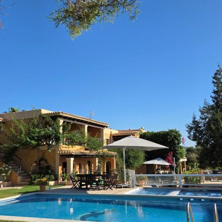 Casa Naya